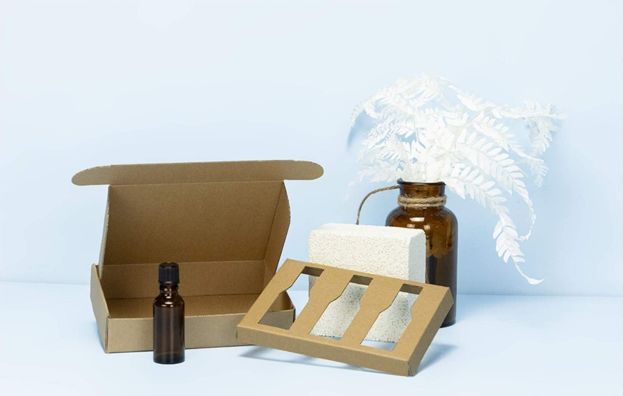 Inlay für Klappdeckelkarton als Schutz Inlay für Klappdeckelkarton als Schutz